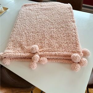 Pillowfort Pink Pom Pom Throw Blanket 50”x60” gently used
